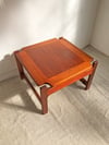 //VENDIDA//  MESA AUXILIAR DE MADERA, AÑOS 70