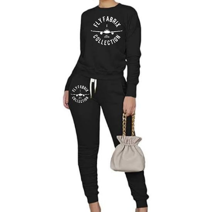 Image of WOMEN'S CROP TOP HOODIE SWEAT SUIT 