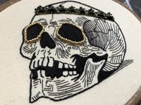 Image 4 of Crowned Embellished Skull Embroidery 5x7" Oval Hoop