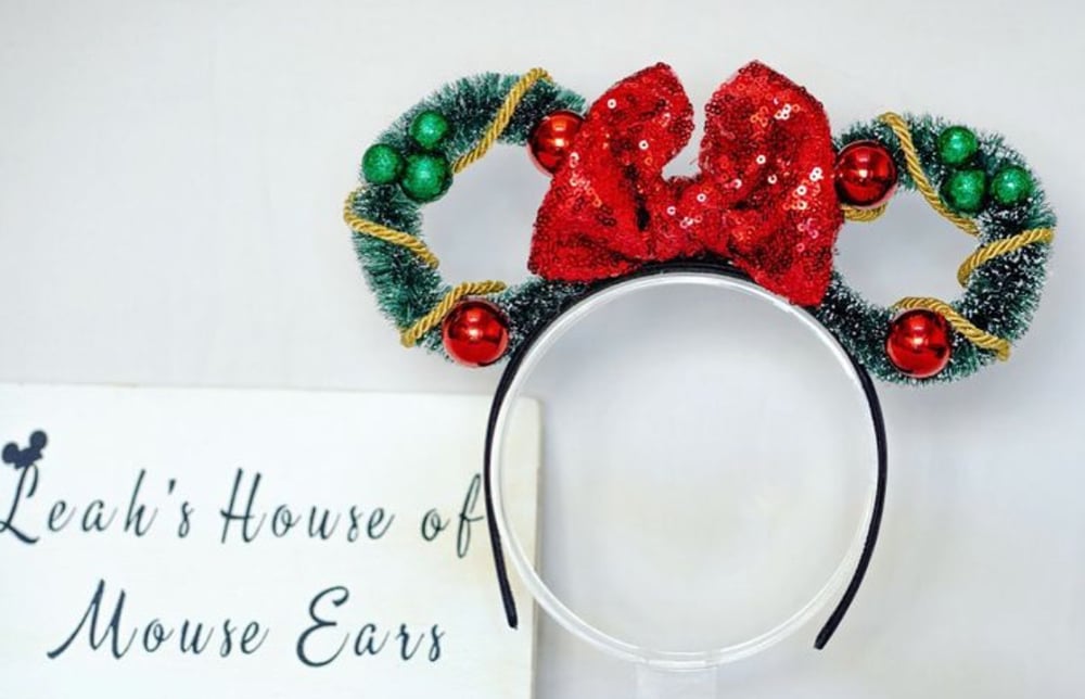 Image of Winter wreath mouse ears 