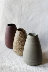 Image 1 of Nude Vase Set 