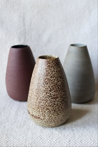 Image 2 of Nude Vase Set 