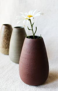 Image 4 of Nude Vase Set 