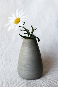 Image 5 of Nude Vase Set 