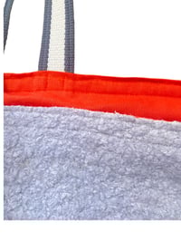 Image 3 of Grey Boucle reversible tote bag orange lining