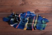 Image 3 of Checked pillow and layer navy,green