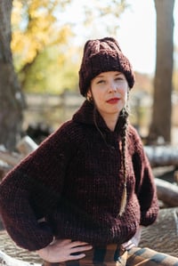 Image 3 of Siska Toque (Limited Merino Wool, show in Belgian Chocolate)