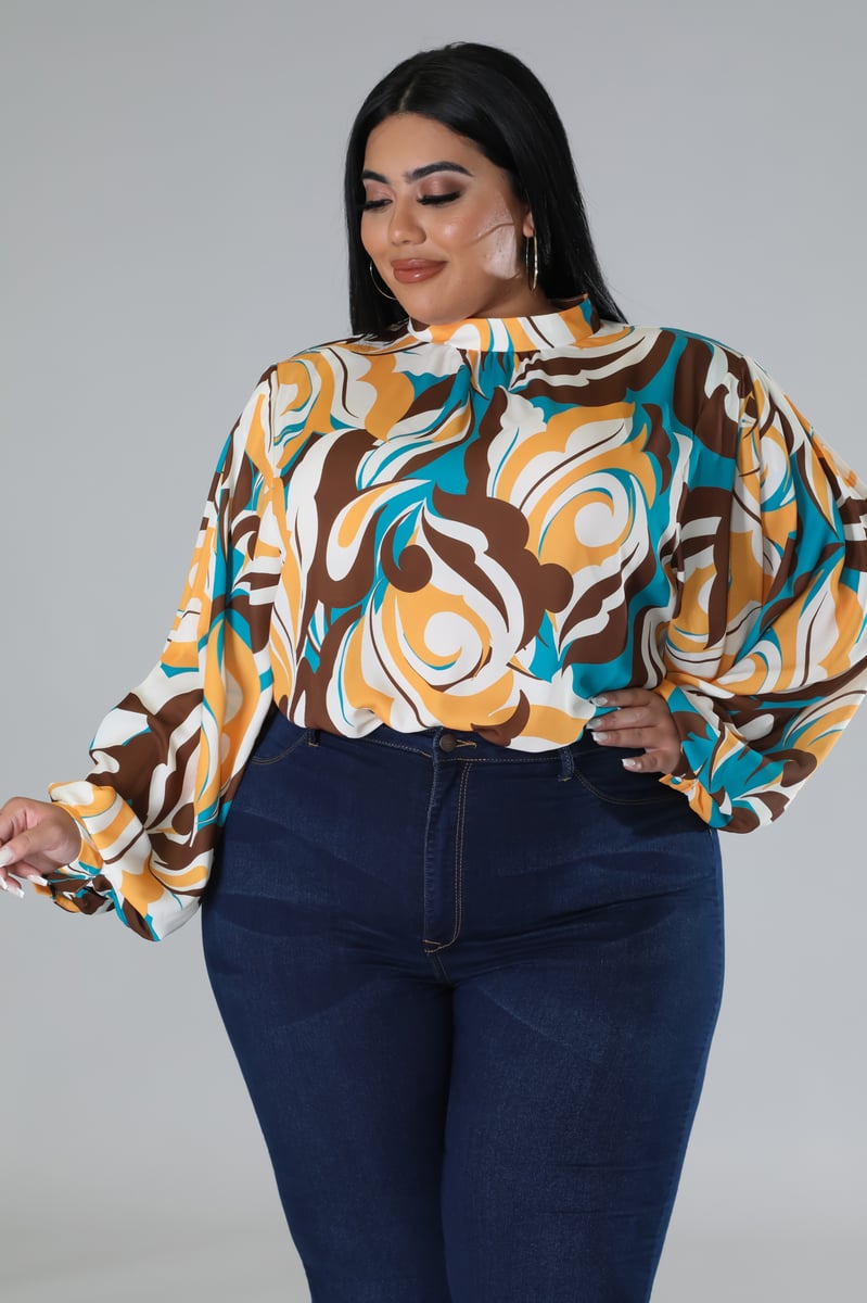 Curvy Tops | Limited Edition Boutique