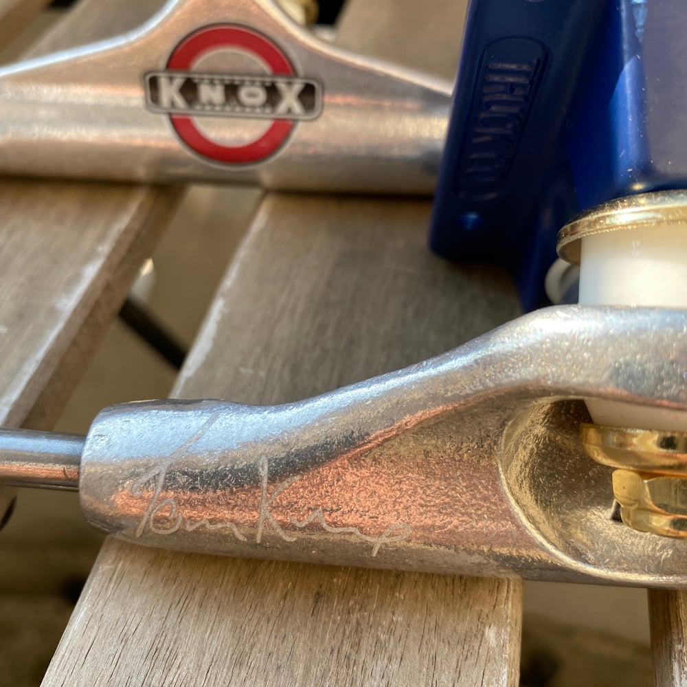 144 Independent - Tom Knox - Forged Hollow - felfüggesztés