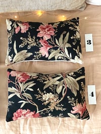 Image 5 of JARDIN SECRET coussin nuque