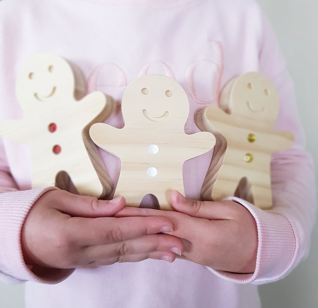 Image of Wooden Gingerbread Set