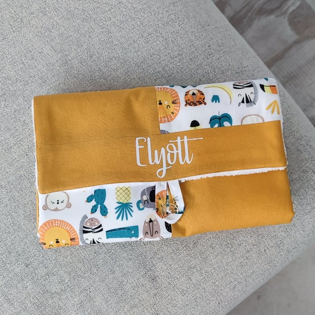 SUR COMMANDE - Tapis à langer nomade