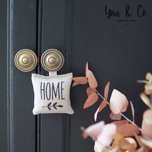 Image of Porte-clés lin naturel "HOME"
