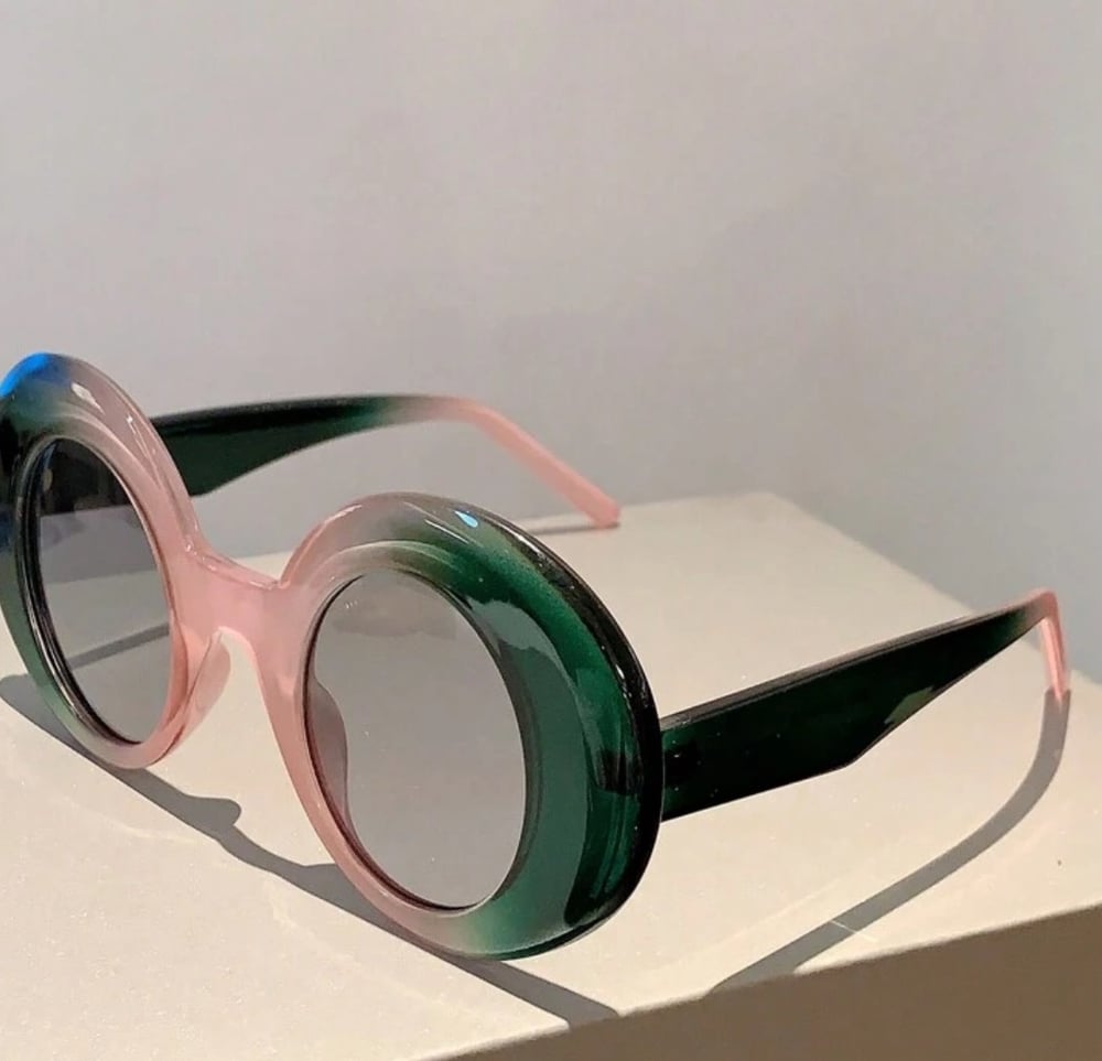 Image of “Oversized round Shades”