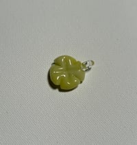 lght green clov