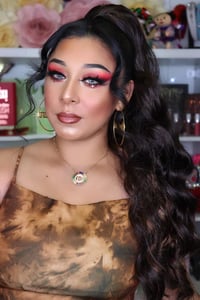 Image 1 of Doña pelos 🖤🤎