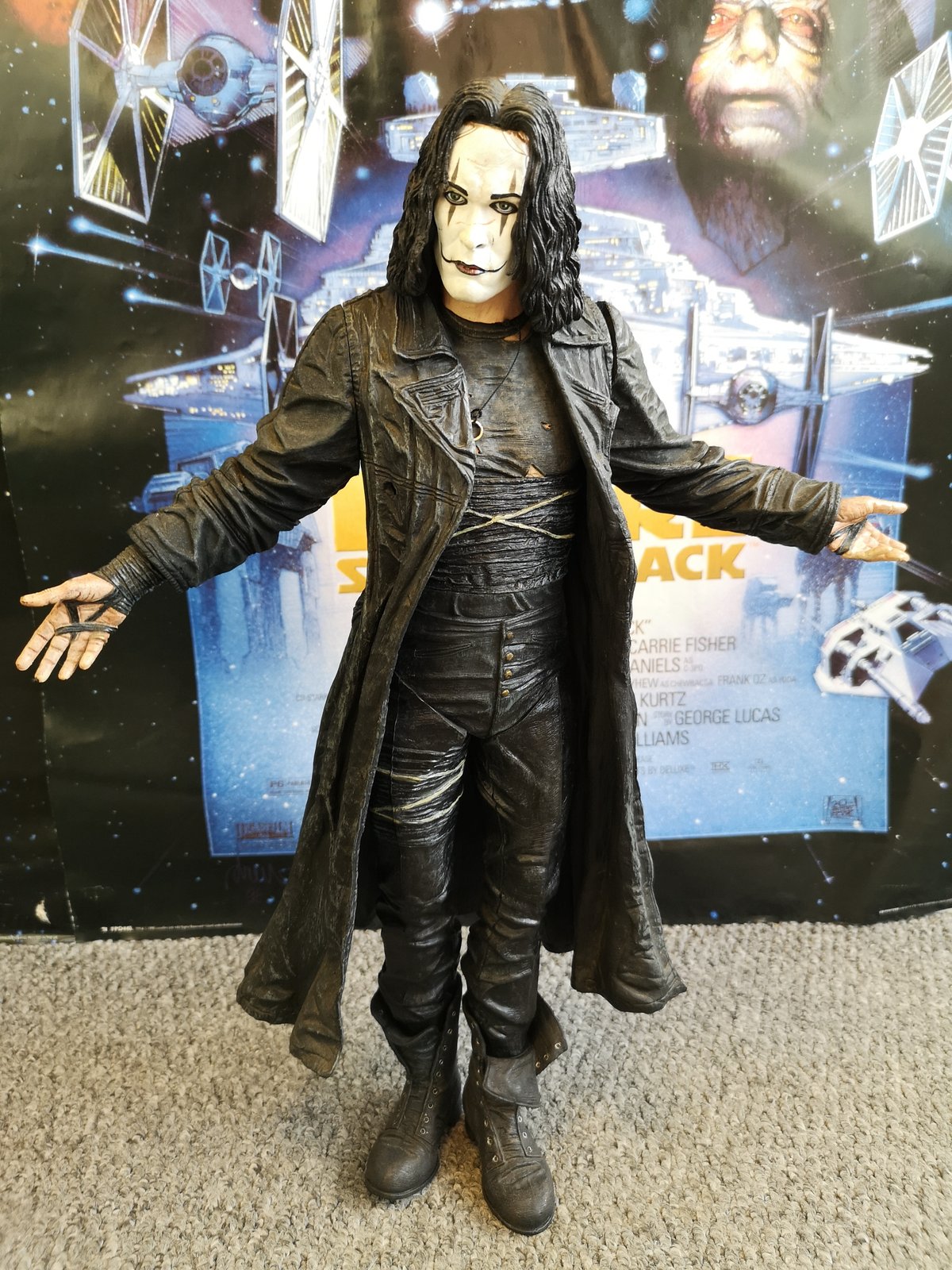 Crow 18 inch neca figure