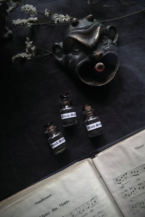 Image of SEL NOIR. BLACK WITCHES SALT. MINI VIAL ↟ protection - organic & handcrafted - glass, cork, seal