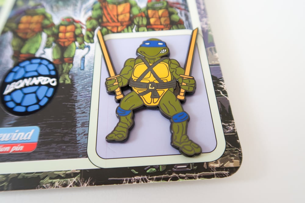 Leonardo TMNT - Hard Enamel Pin - 1988 Playmates Style