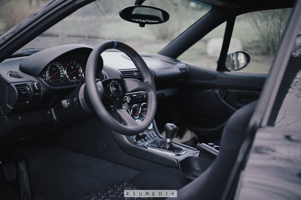 Image of Renown 130R Motorsport Competition Steering Wheel