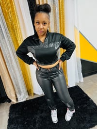 Image 2 of MIDNIGHT 2 PIECE SET 