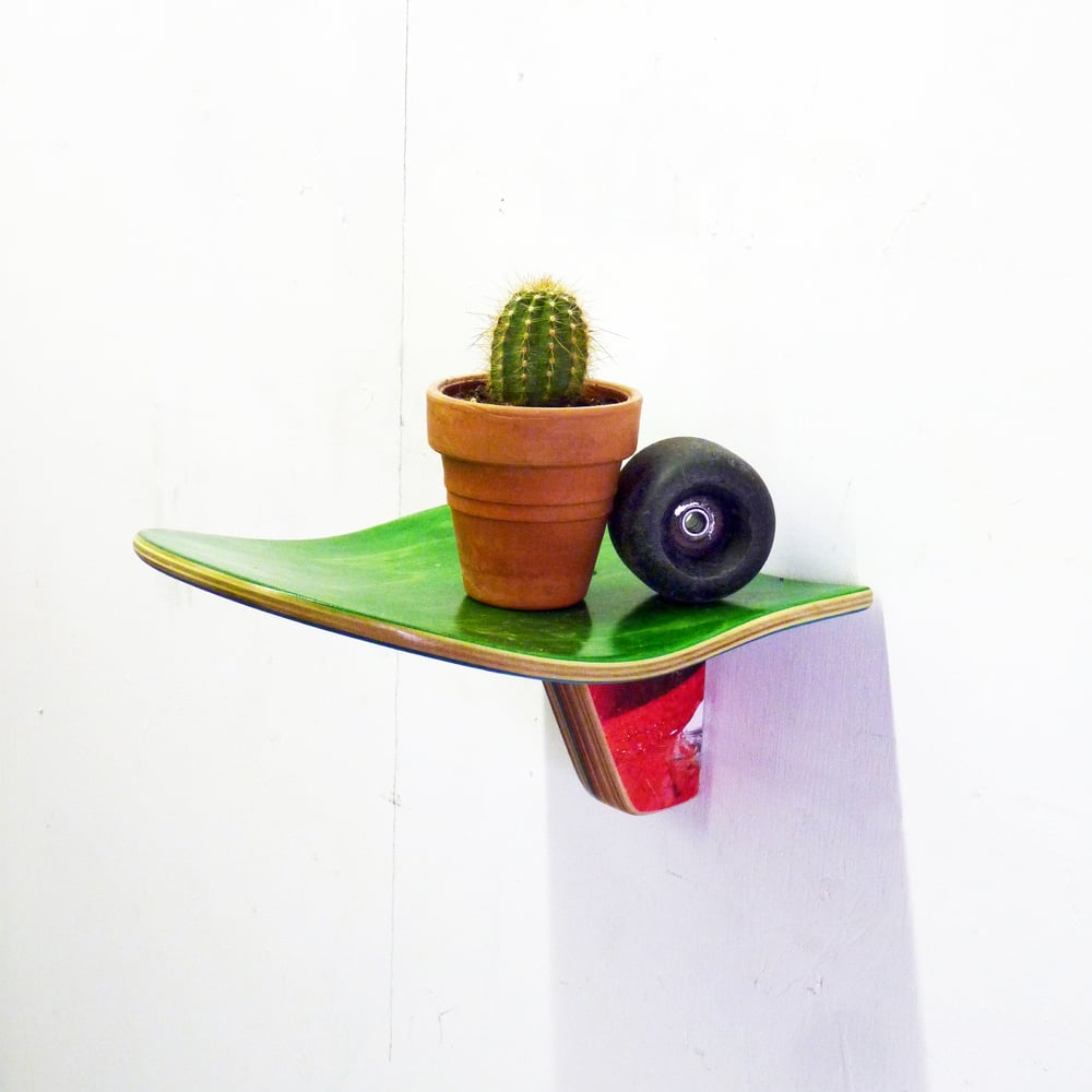 Image of WallBlunt 8 x 10 inch Skateboard Wall Shelf - Single (1) Shelf