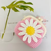 Image 5 of Daisy  and Sunflower Purse (Square Frame )