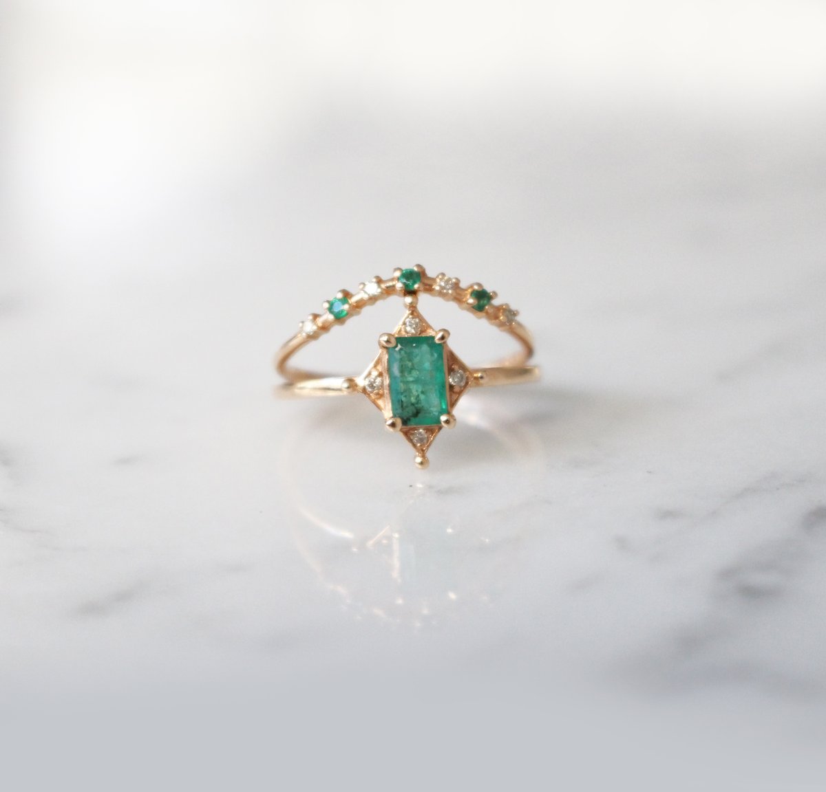 Image of Deco Emerald Ring