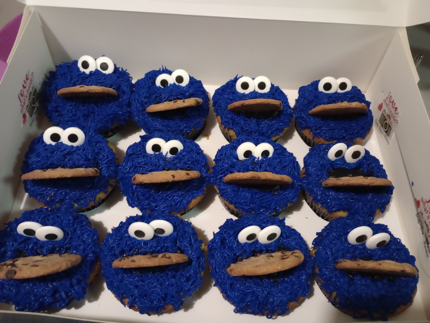 Image of Custom Cupcakes