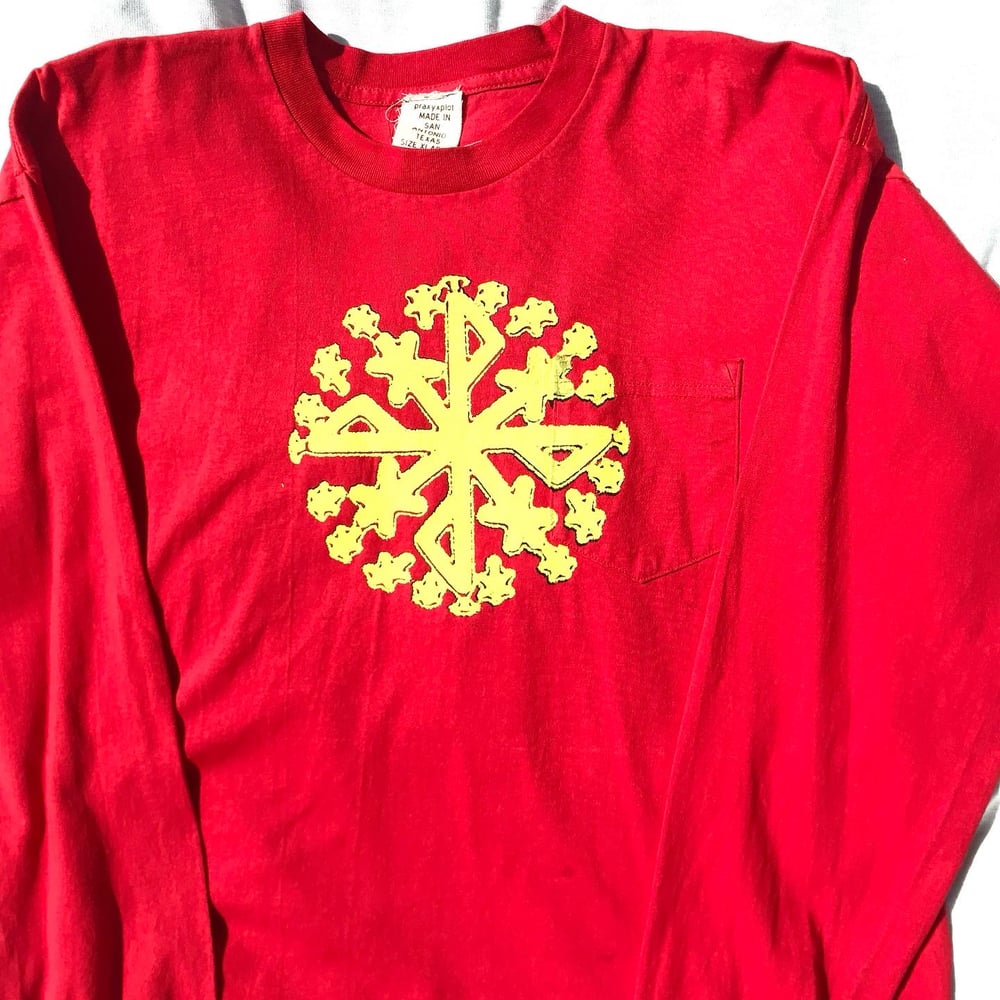 hide and see vintage long sleeve in red 