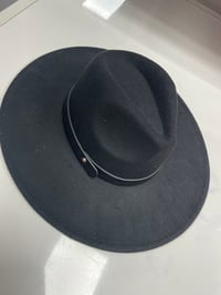 Image 3 of FEDORA 
