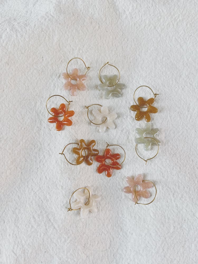 Image of daisy hoop earrings