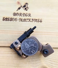 Image 4 of BORDER TATTOO MACHINE, BRASS SIDEWINDER PATINA FINISH, CLIP CORD CONNECTION