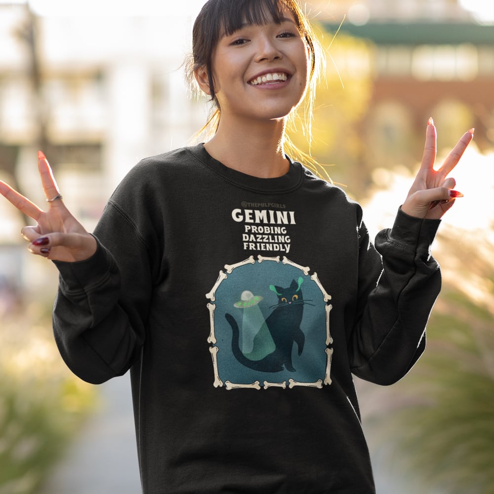 Image of HALLOWEEN CAT ASTROLOGY CREWNECK - DARK