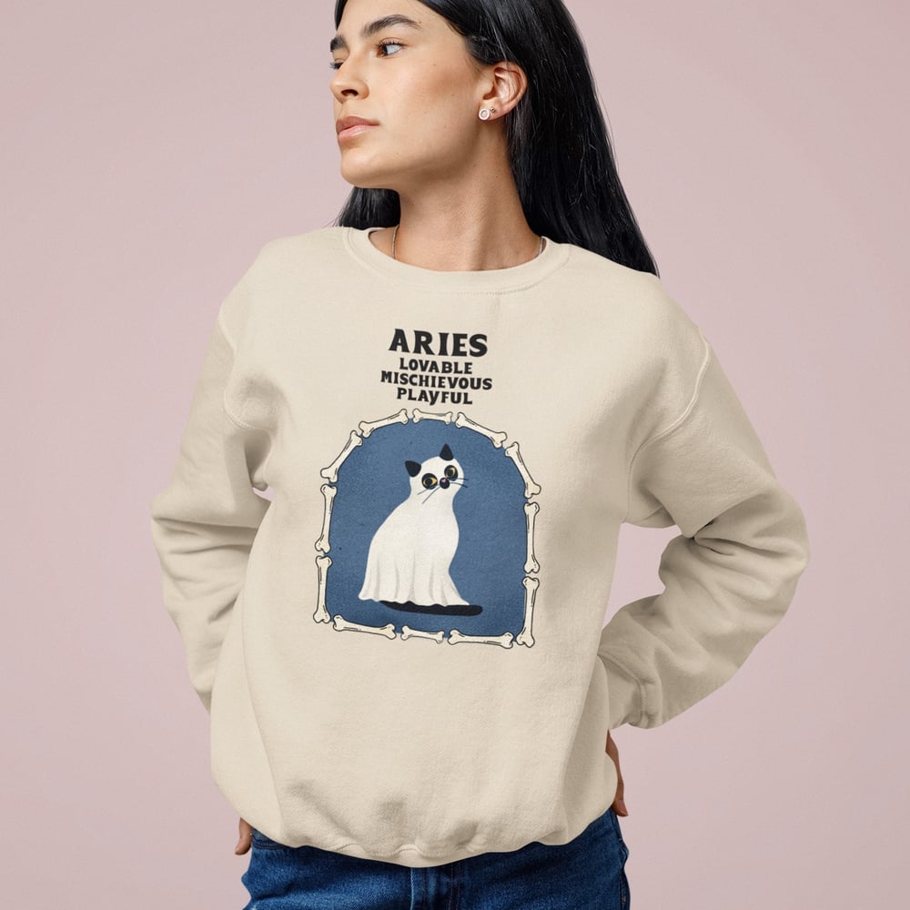 Image of HALLOWEEN CAT ASTROLOGY CREWNECK - LIGHT