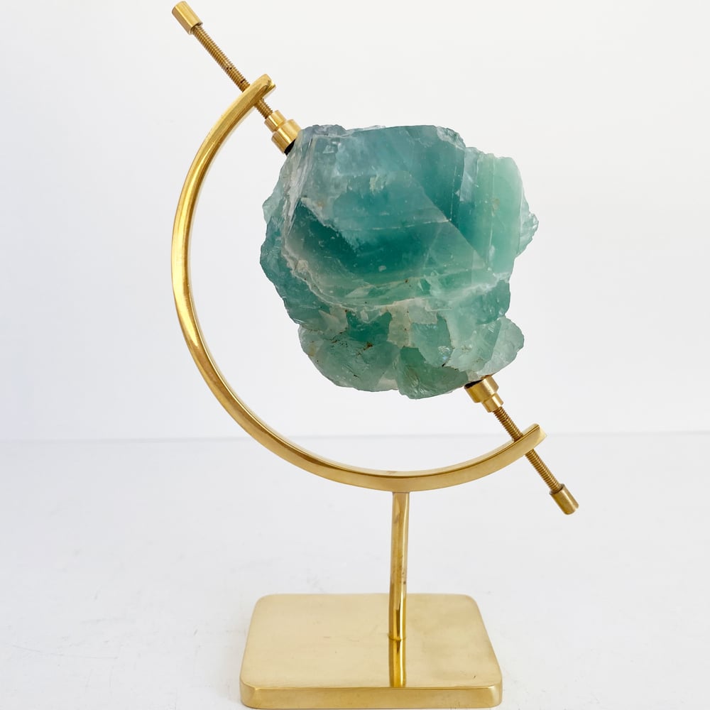 Image of Green Fluorite no.125 + Brass Arc Stand