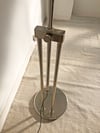 //VENDIDA//  LÁMPARA DE SUELO ARCO DORADA, AÑOS 70