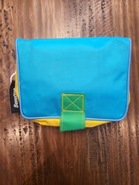 Image 3 of Benetton F1 Pouch