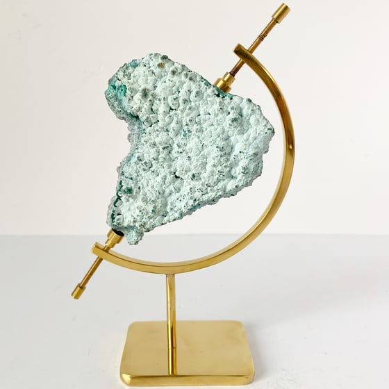 Image of Chrysocolla no.127 + Brass Arc Stand