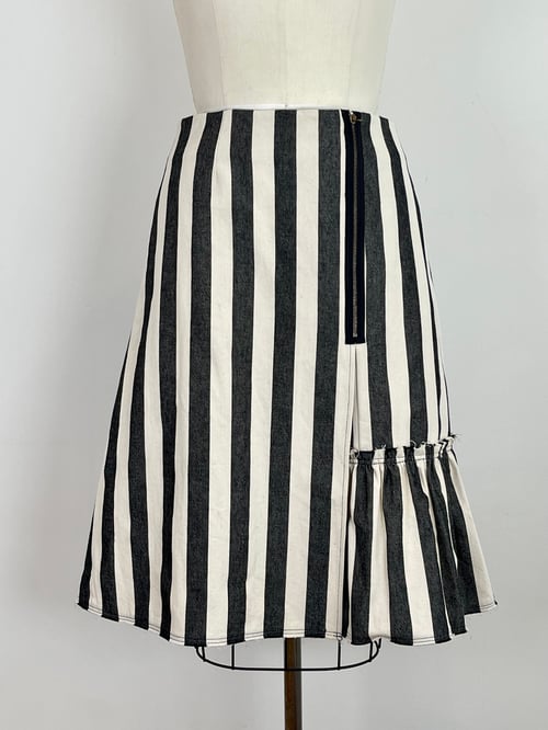 the Slim Double skirt