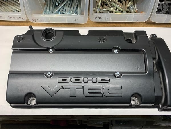 Image of  VTEC spark plug covers