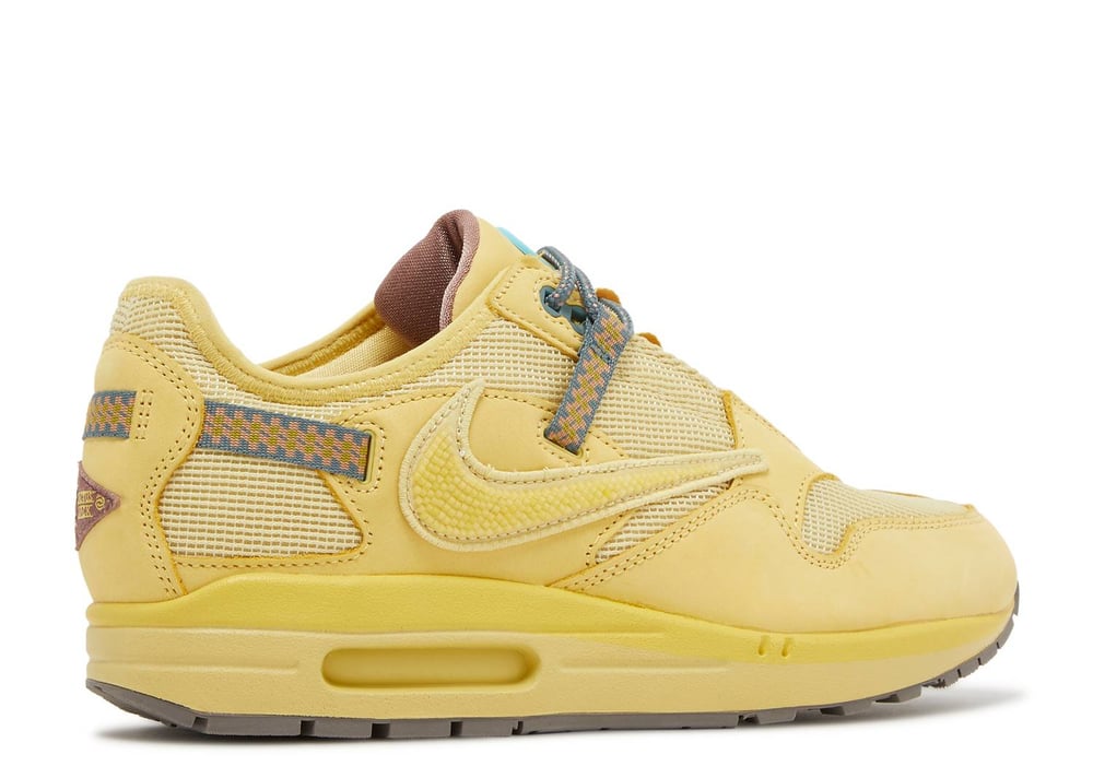 NIKE TRAVIS SCOTT X AIR MAX 1 'SATURN GOLD'