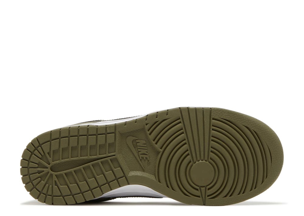 NIKE DUNK LOW ‘MEDIUM OLIVE’