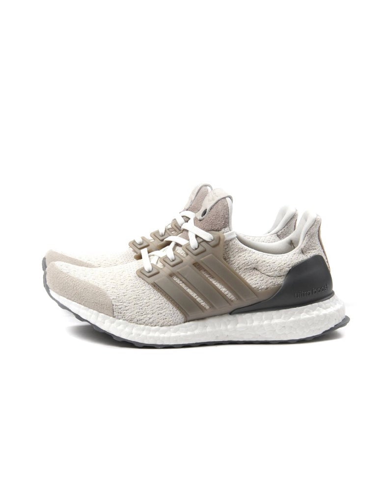 Adidas Ultraboost LUX SNS X Social Status