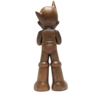 Image 2 of Astro Boy Greeting TOYQUBE Wooden Version