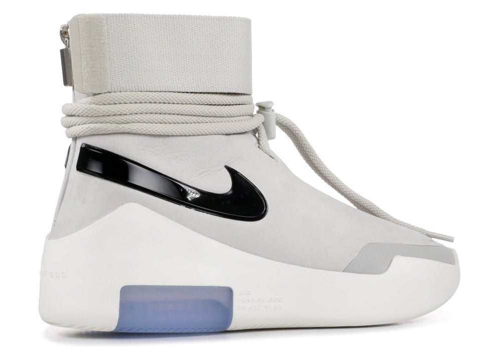 NIKE AIR SHOOT AROUND ‘LIGHT BONE’