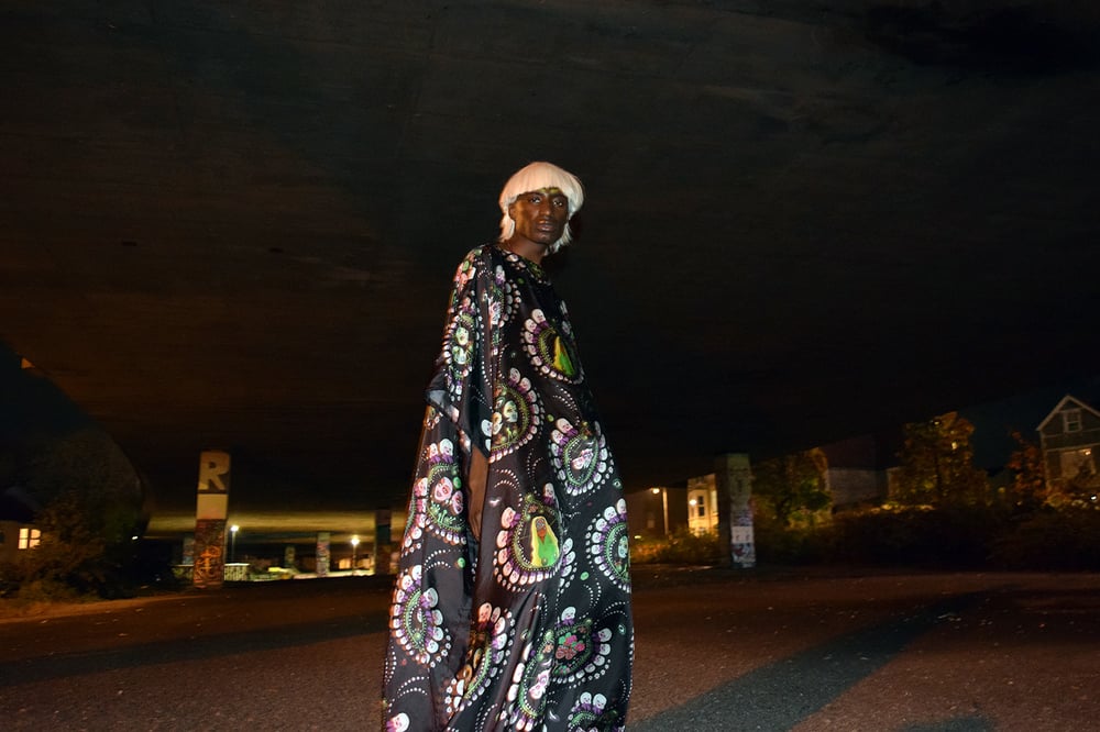 Image of EYE-LEEN DO-IT-YOURSELF KAFTAN LIMITED EDITION FASHION-SET