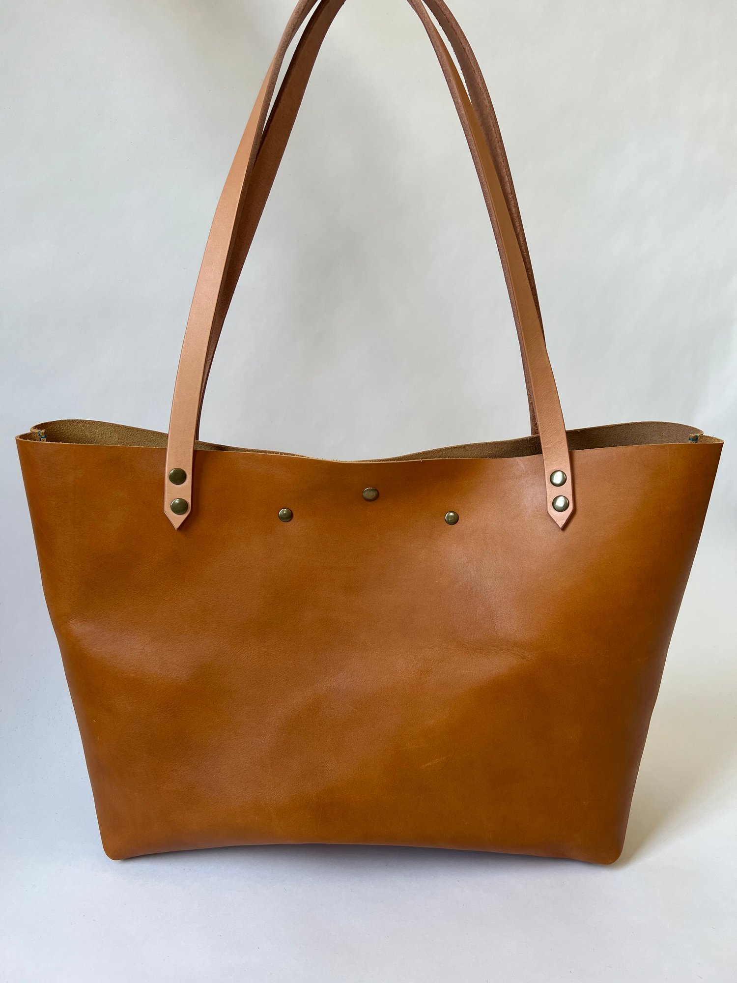 Image of Tan Italian Vachetta Carry-all Tote (aqua)