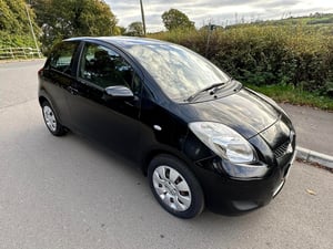Image of Toyota Yaris TR 1.0 VVT-I, 3-Door, Eclipse Metallic Black, VGC