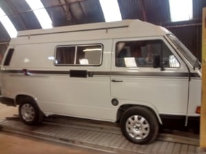 Image of VW T25 T3 Camper Holdsworth Villa 3. Graphics Kit / No2